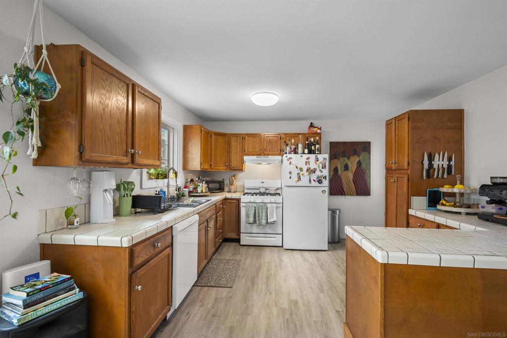 1971 Ebers Street Property Photo 46