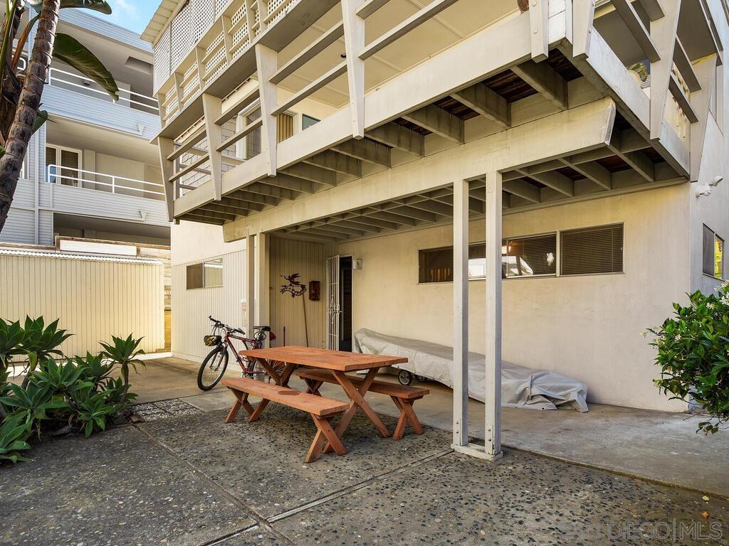 375 Rosecrans St Property Photo 28