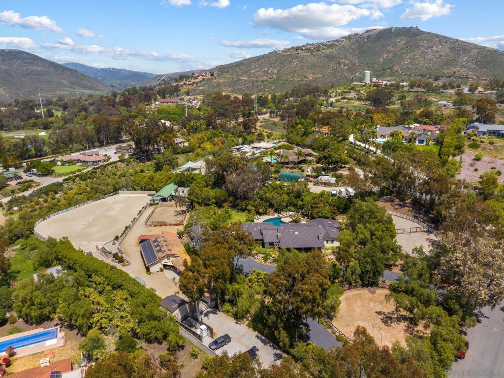 7103 Via Del Charro Property Photo 1