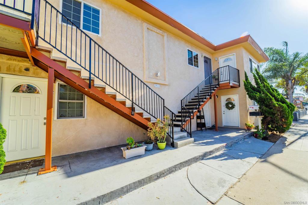 2931 Mission Blvd Property Photo 2