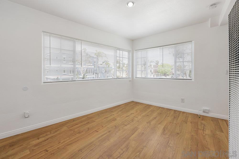 2931 Mission Blvd Property Photo 8