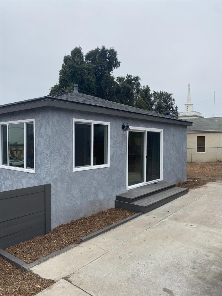 6744 N Elman Street Property Photo 60