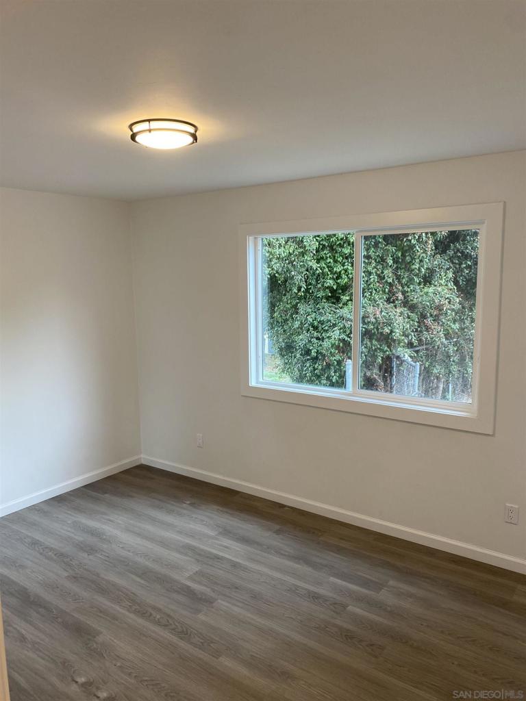 6744 N Elman Street Property Photo 74