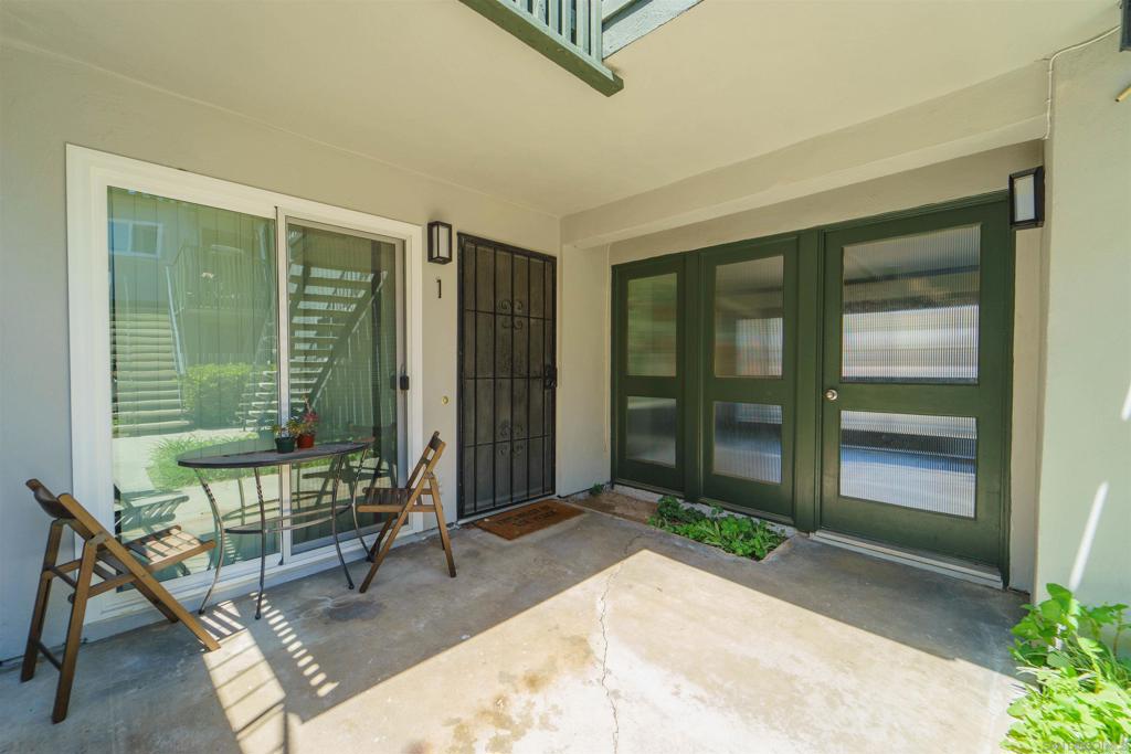 3167 Landis St Property Photo 4