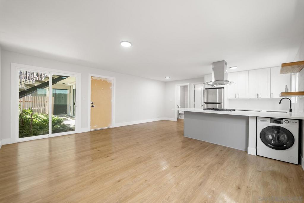 3167 Landis St Property Photo 14
