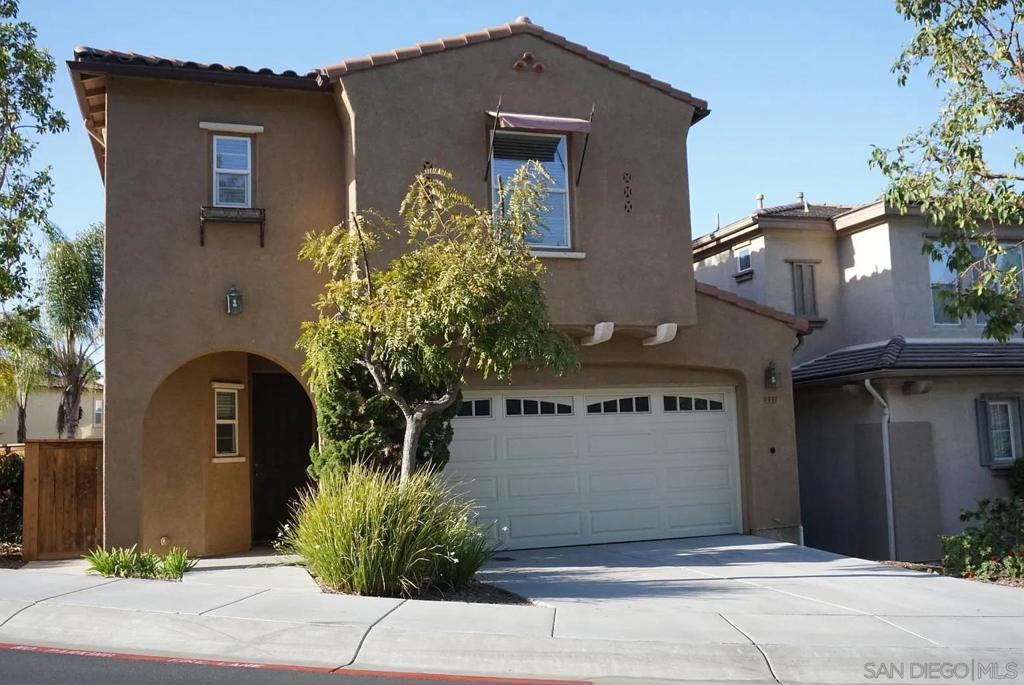 3331 Paseo De Fuentes Property Photo