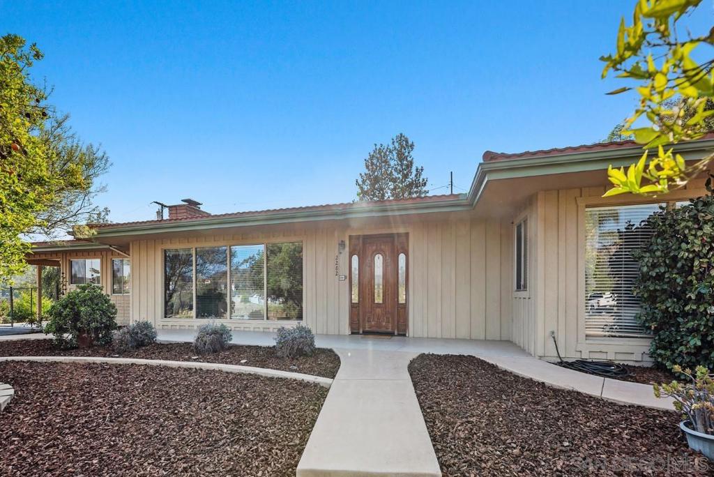 2282 Dehesa Rd Property Photo 1