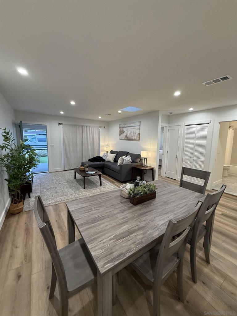 291 Ebony Avenue Property Photo 11