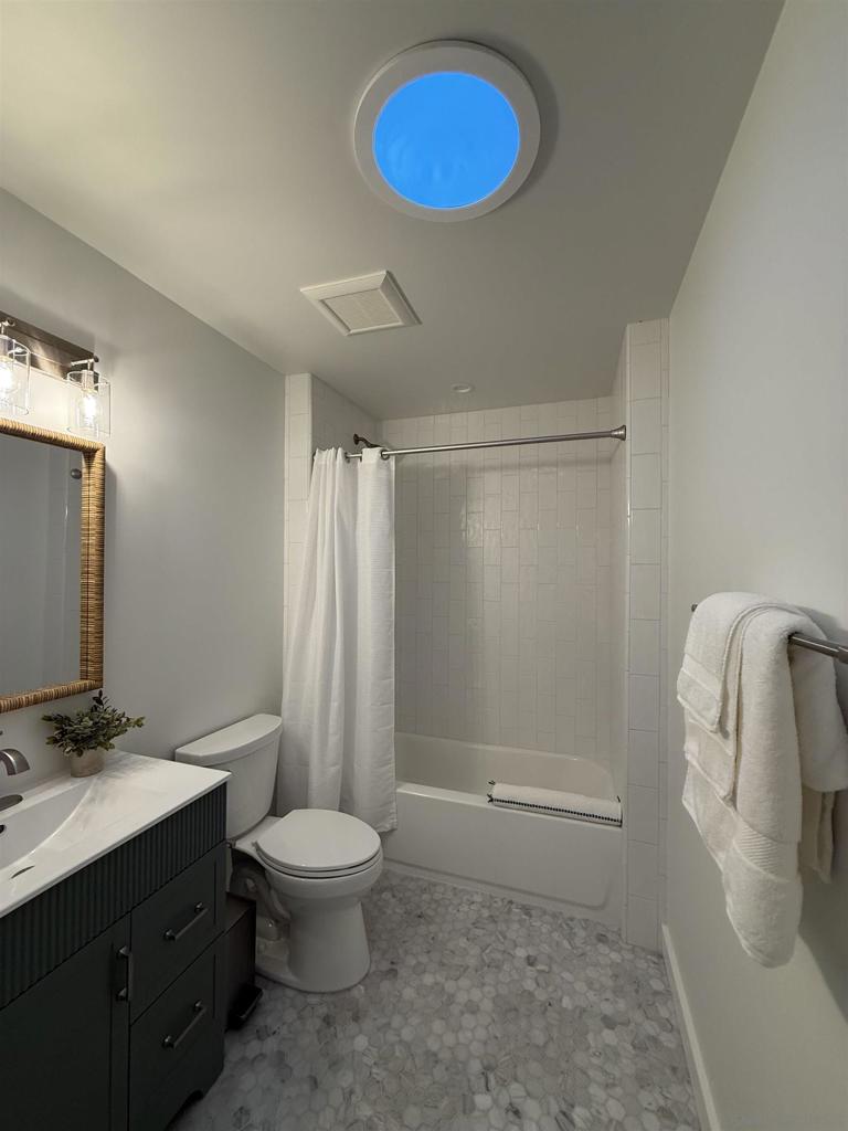 291 Ebony Avenue Property Photo 29