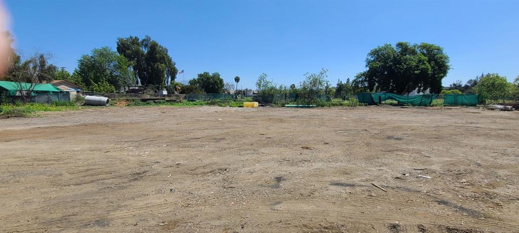 11457 El Nopal Property Photo 5