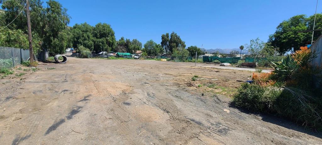 11457 El Nopal Property Photo 8