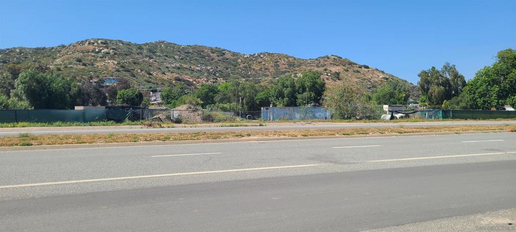 11457 El Nopal Property Photo 14