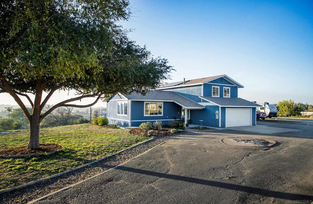 12296 Lilac Hl Property Photo 1