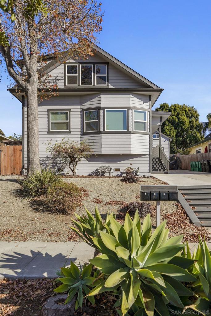931 21st Property Photo 2