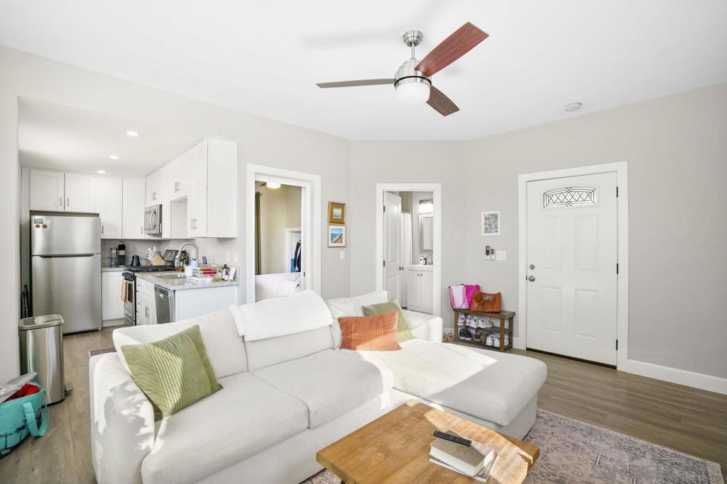 931 21st Property Photo 15