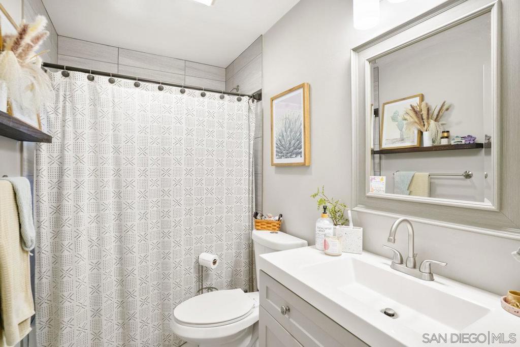 931 21st Property Photo 31