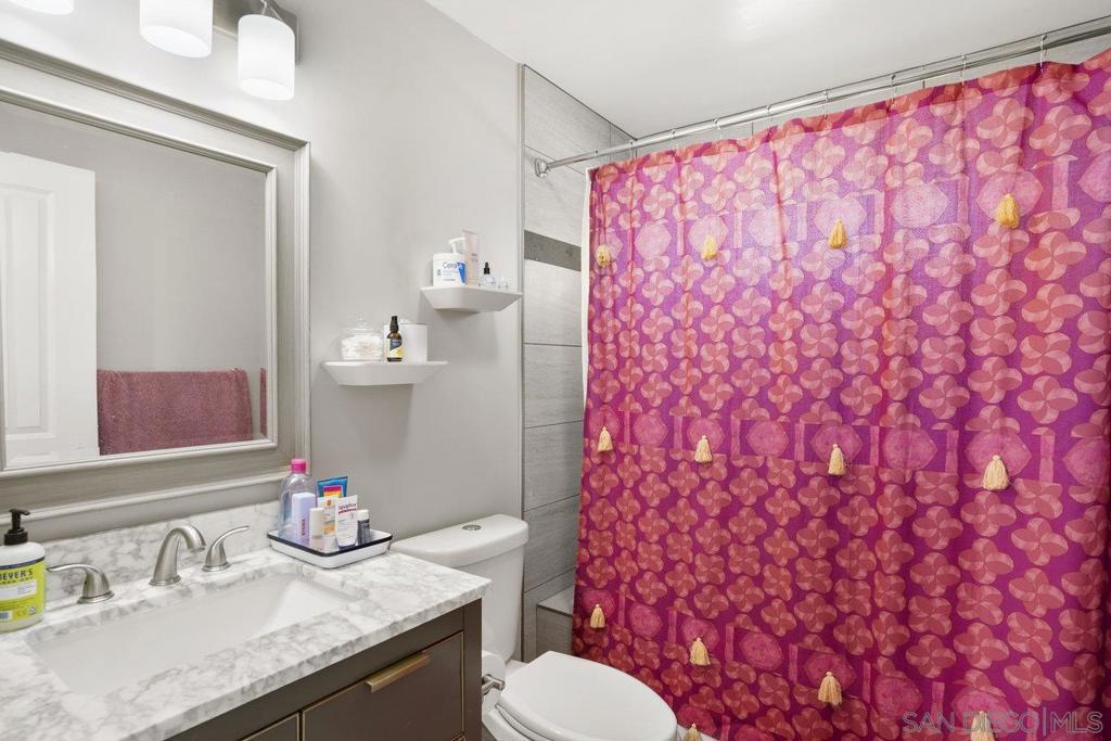 931 21st Property Photo 42