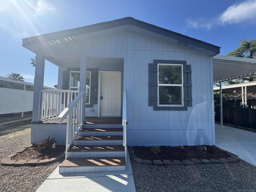 725 W Thornton Ave, Hemet, Ca 92543 11 Property Photo 1