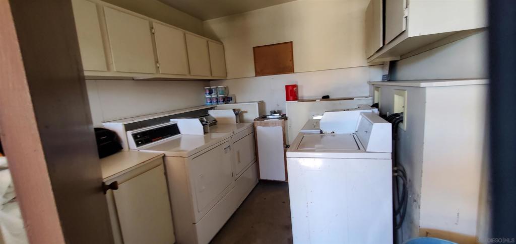 234 248 Date Street Property Photo 22