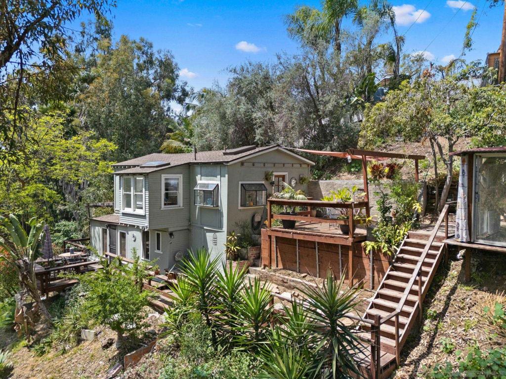 3663 Richmond St Property Photo 1