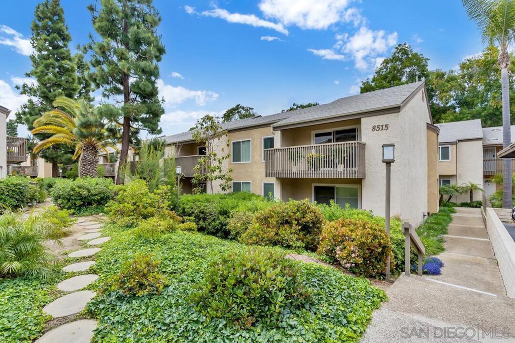 8515 Villa La Jolla Drive C Property Photo 1