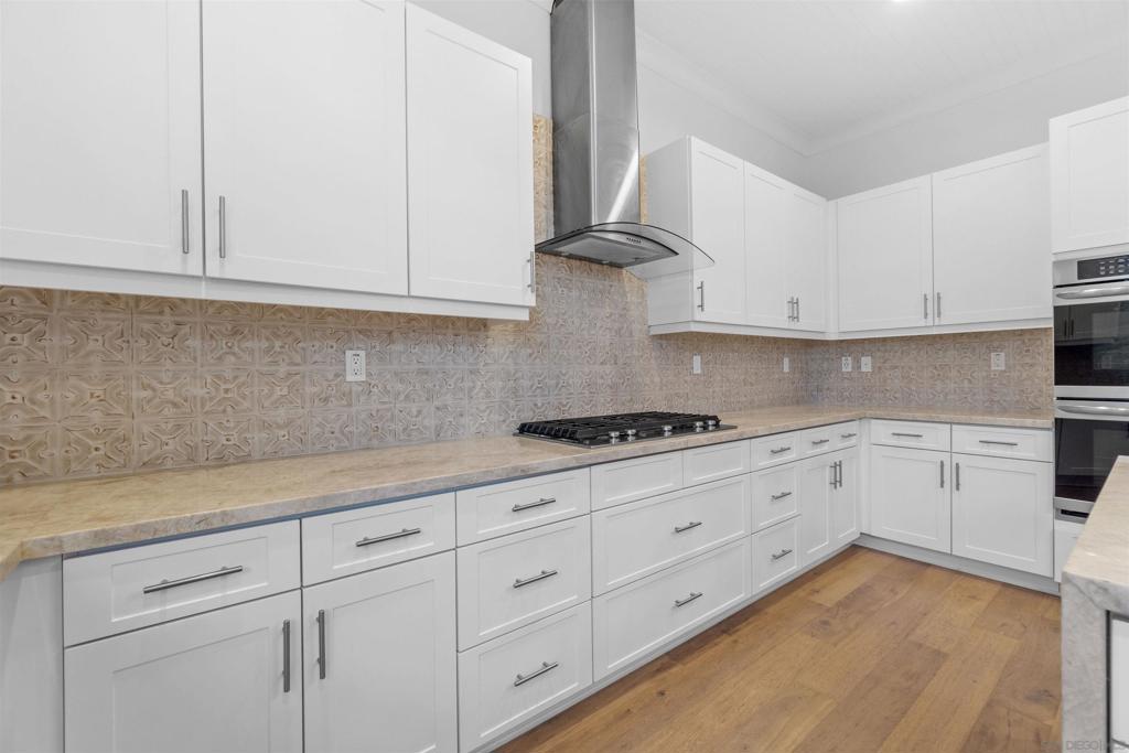 1841 Paterna Dr Property Photo 8