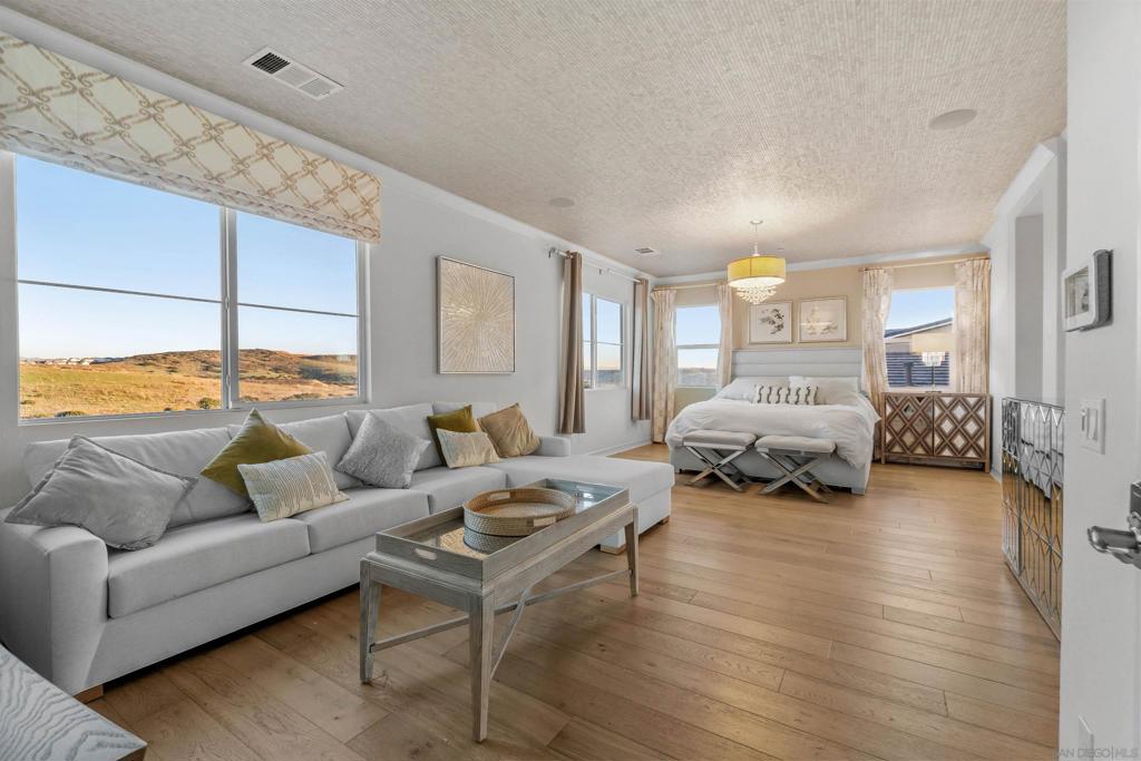 1841 Paterna Dr Property Photo 27