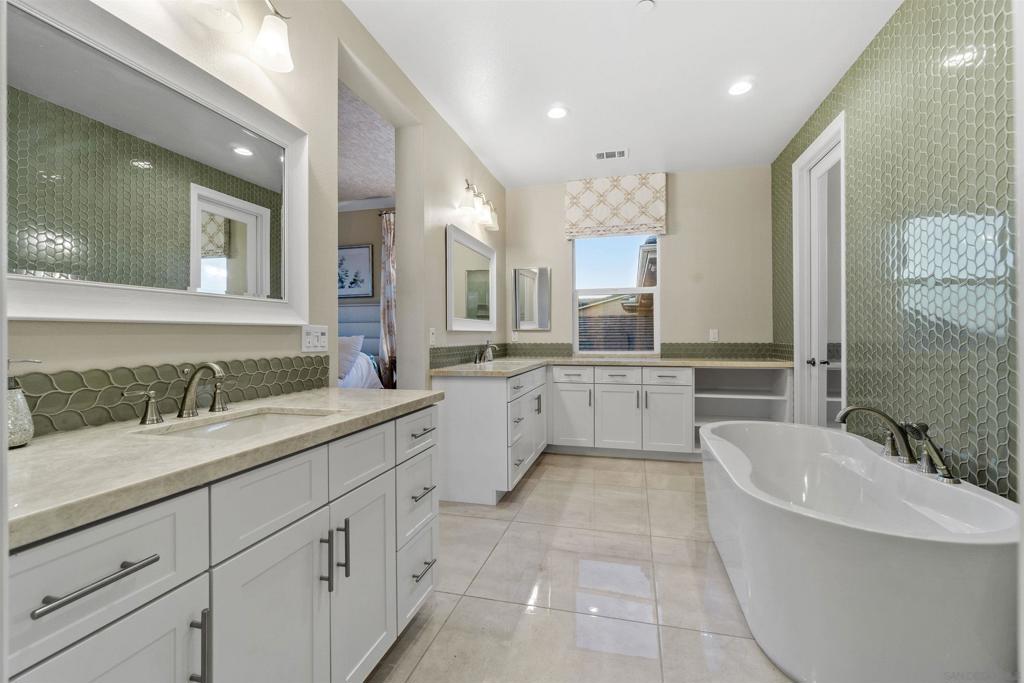 1841 Paterna Dr Property Photo 34