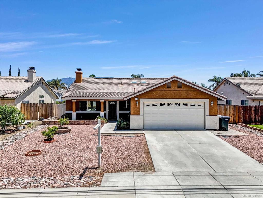 815 S Hewitt Property Photo