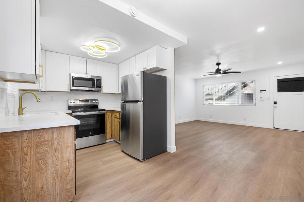 4162 Arizona Street Property Photo 19