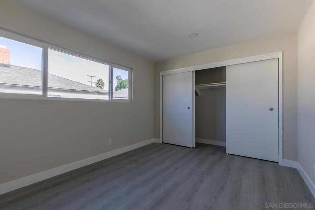 4275 48th St Property Photo 14