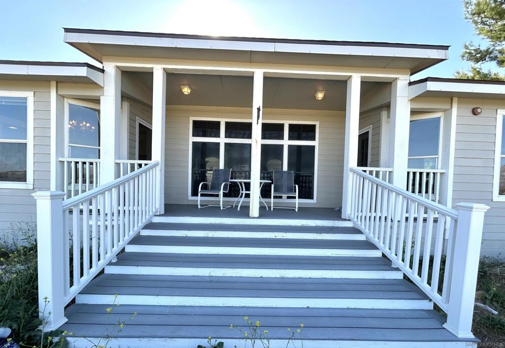 36748 Parrot Mountain Road Property Photo 1