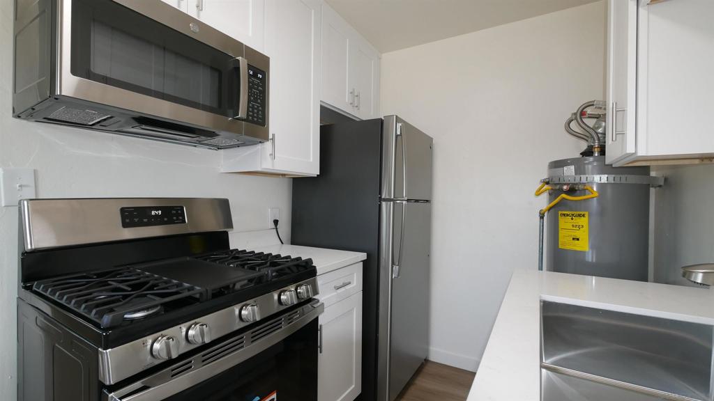 3891 Superior St Property Photo 4