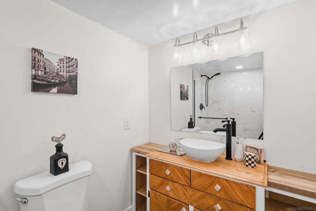 410 S First 156 Property Photo 8