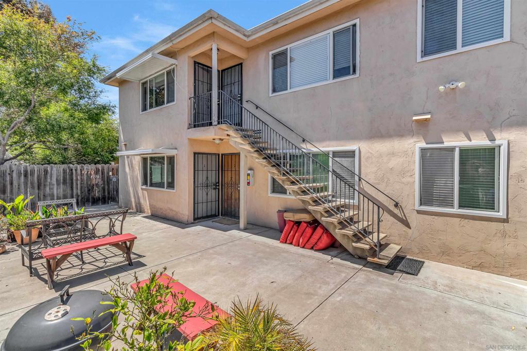 4768 Arizona St Property Photo 1