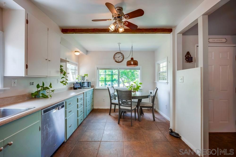 12321 Fremont St Property Photo 5