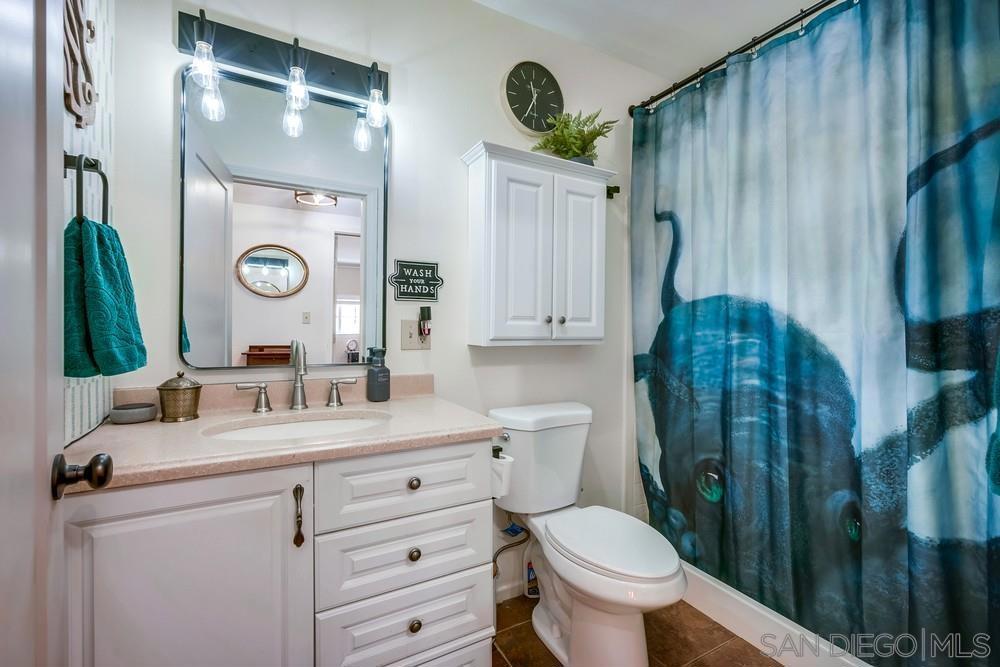 12321 Fremont St Property Photo 8
