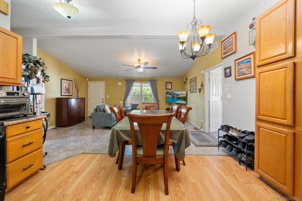 201 S Pennsylvania Ave Spc 67 Property Photo 3