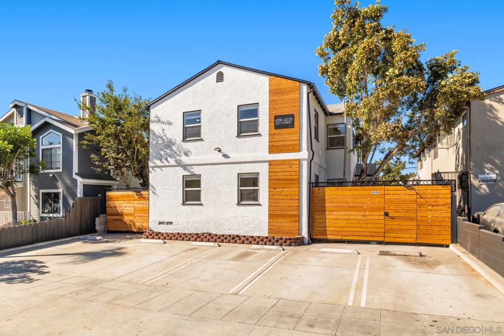 4218 34th Street Property Photo 1
