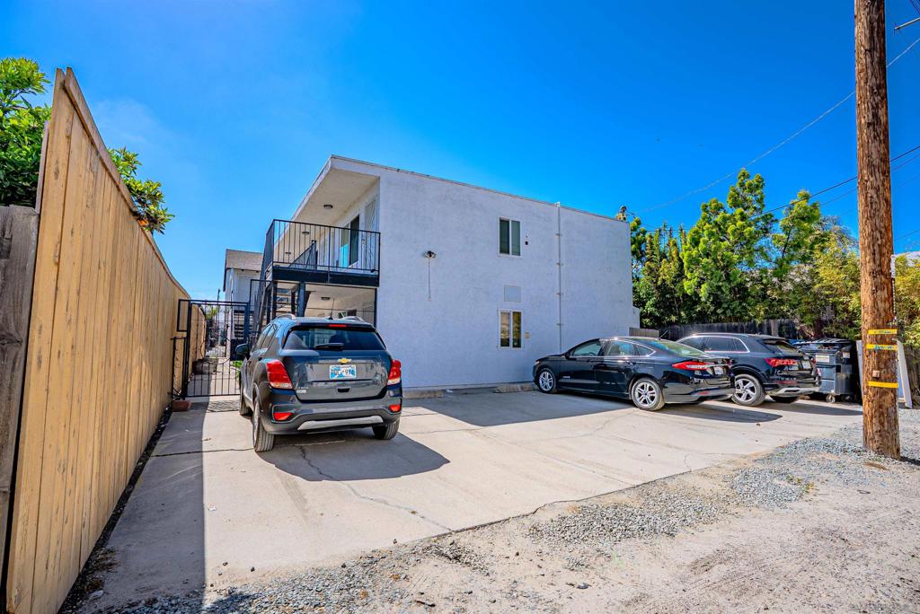 4539 36th Street Property Photo 3