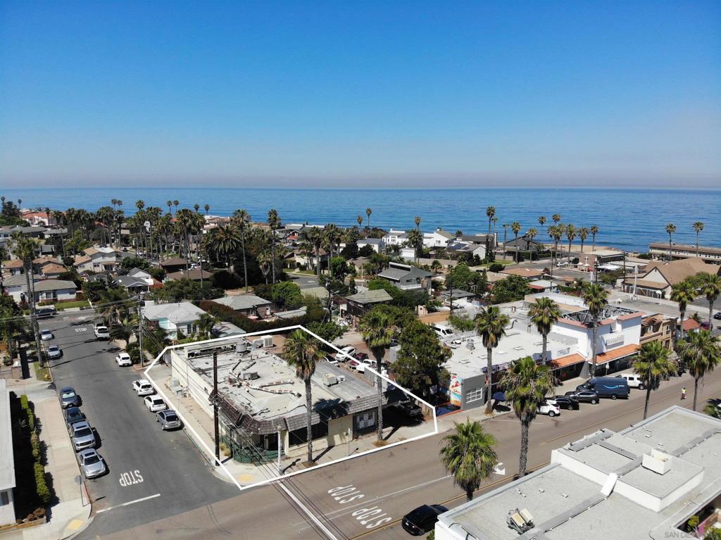 4705 Point Loma Ave Property Photo 5