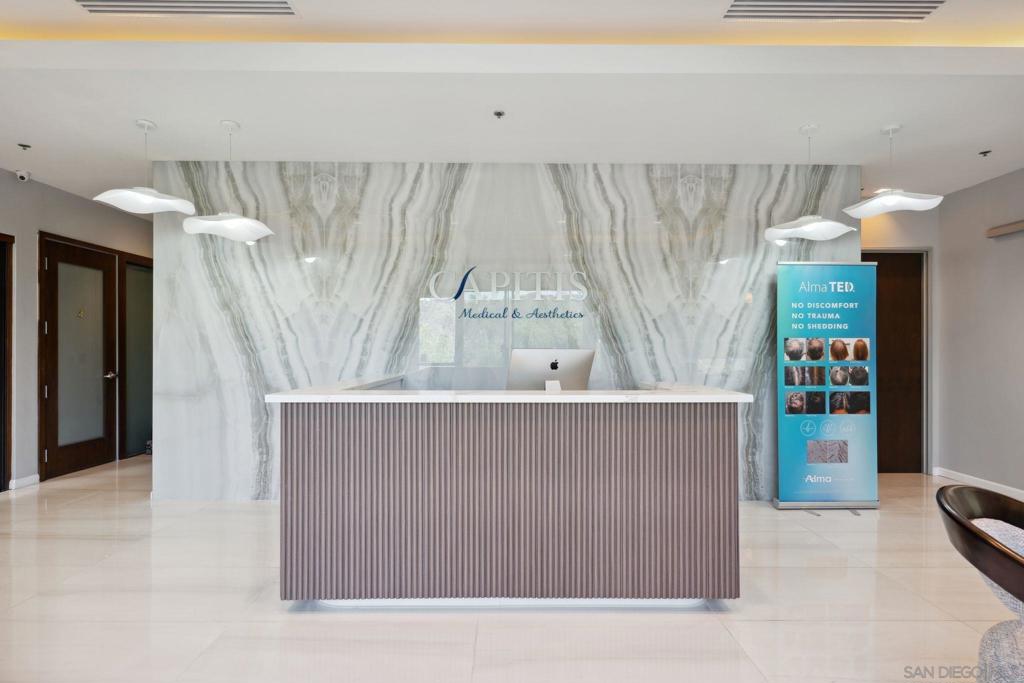 11189 Sorrento Valley Rd Property Photo 2