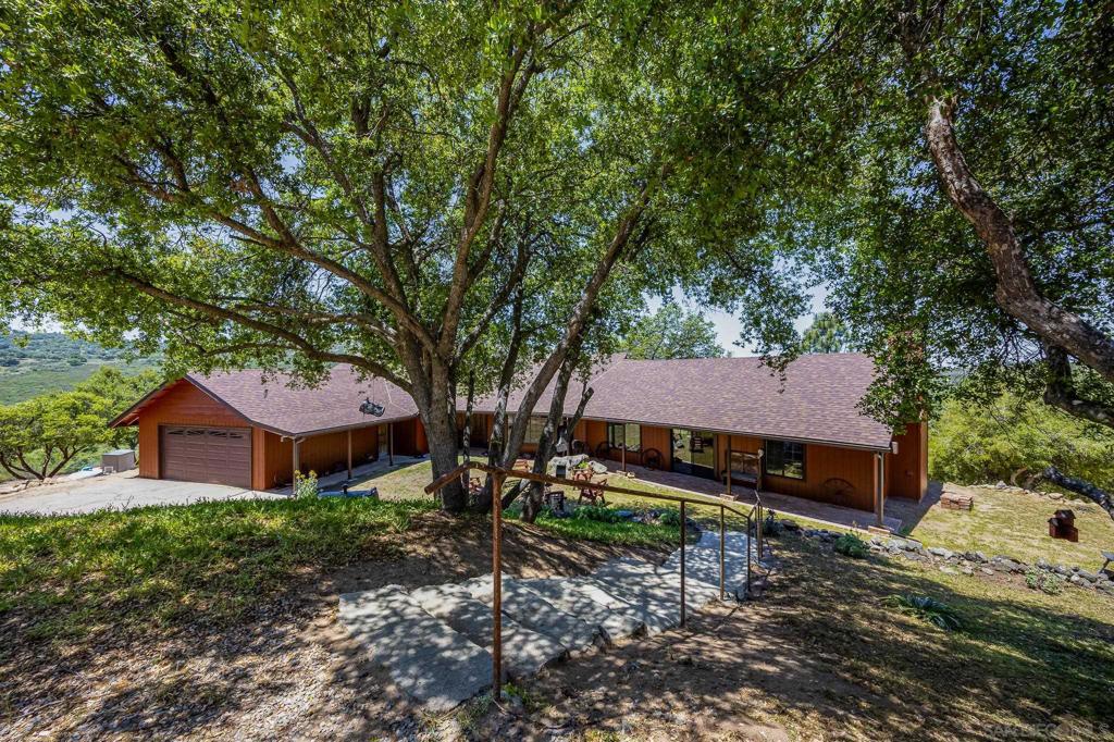 10649 Boulder Creek Rd Property Photo 1