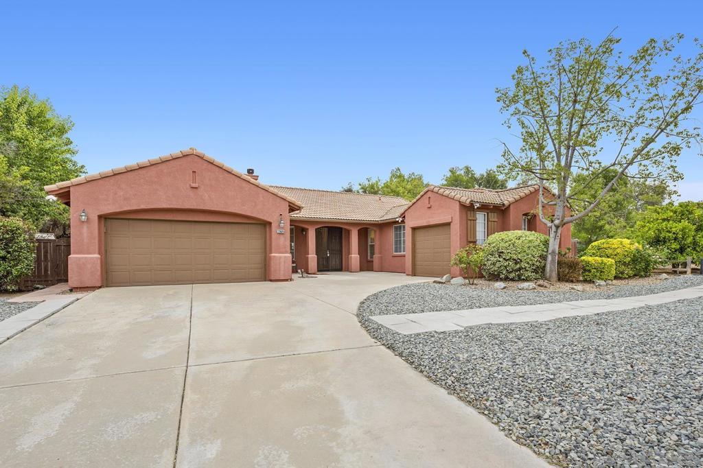 23625 Galeria Circle Property Photo 1