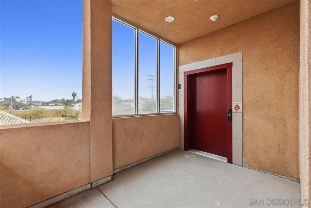 165 W San Ysidro Blvd Property Photo 19