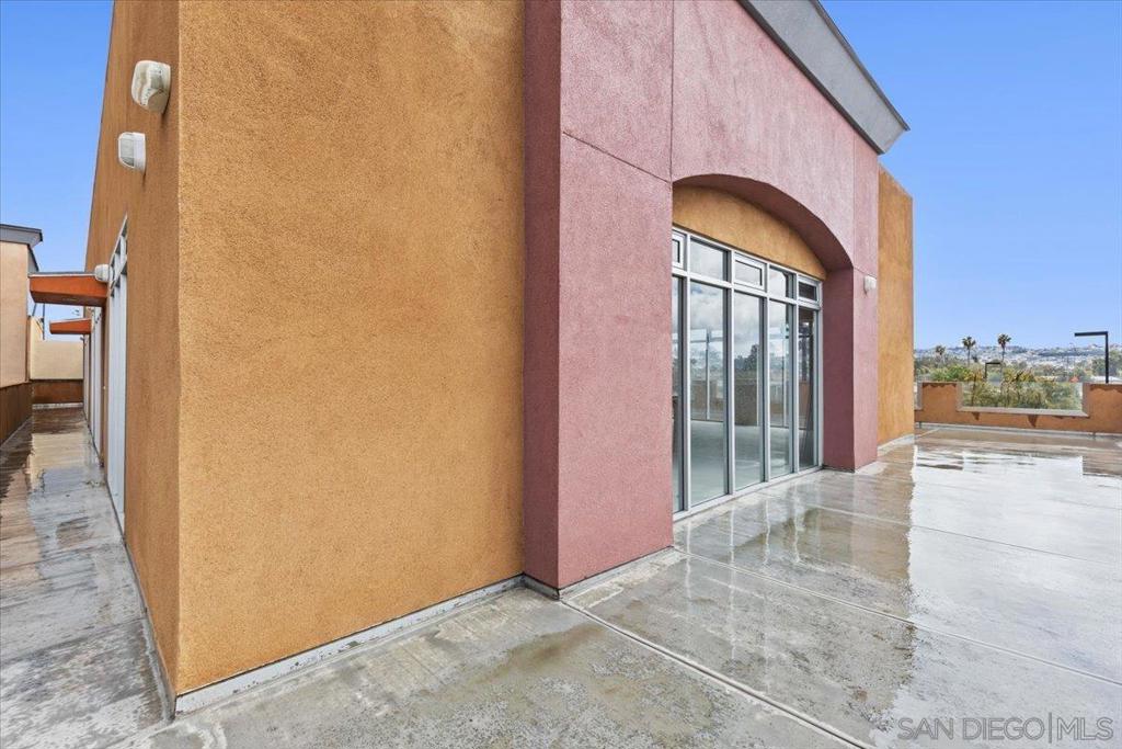 165 W San Ysidro Blvd Property Photo 25