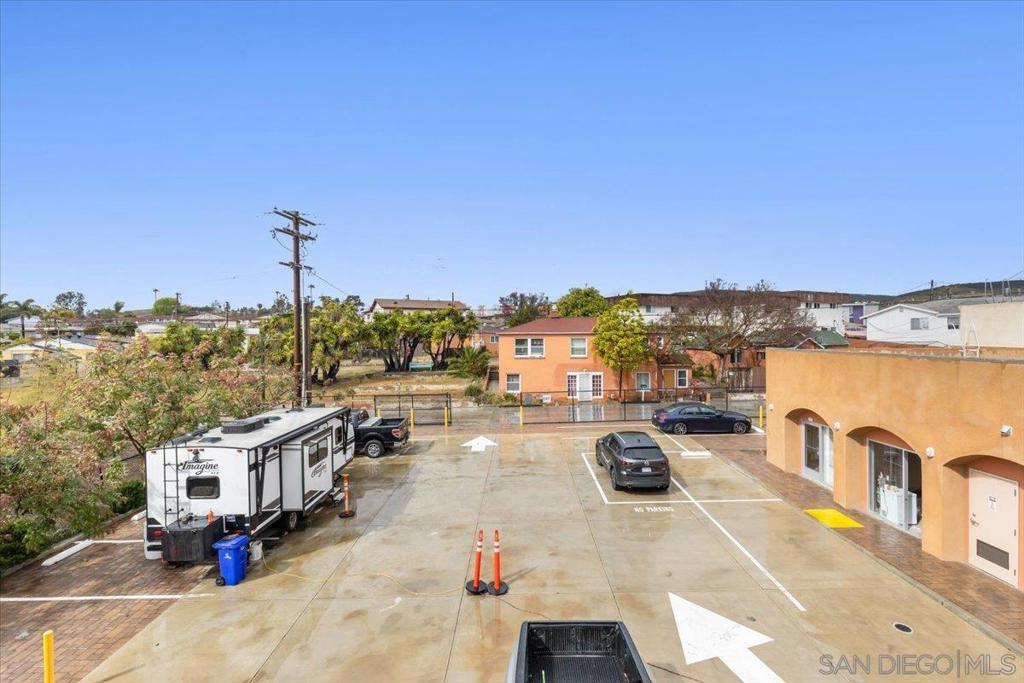 165 W San Ysidro Blvd Property Photo 28