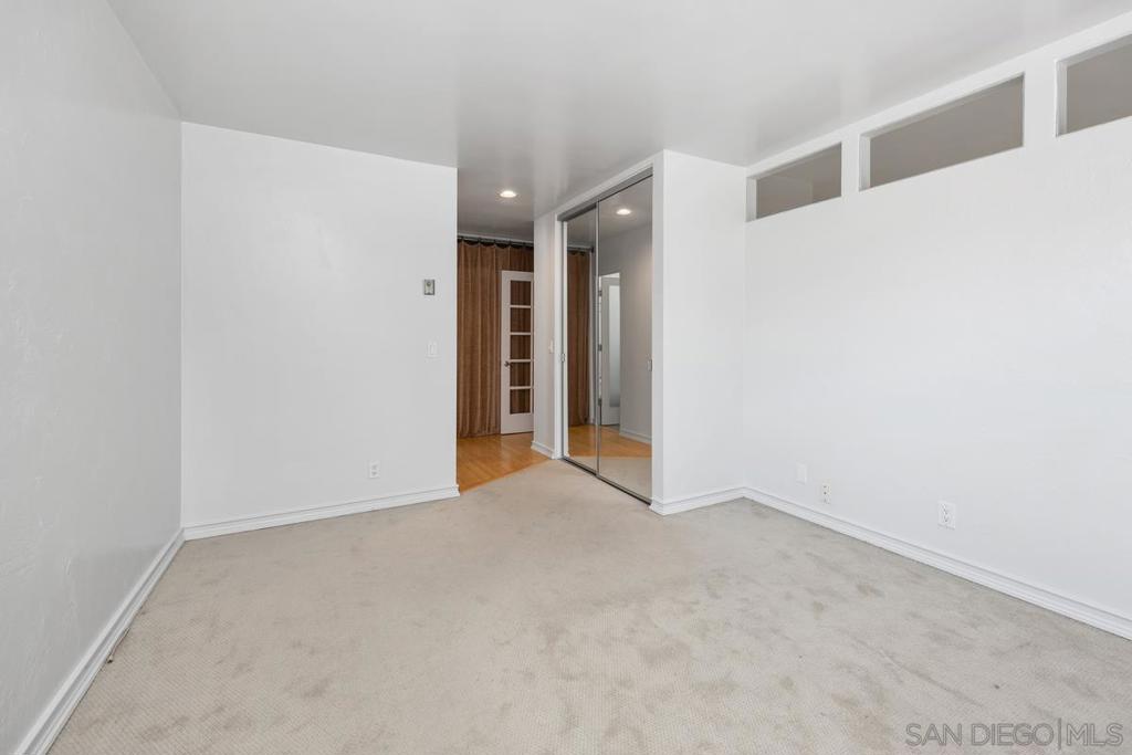 2600 Torrey Pines Rd A31 Property Photo 16