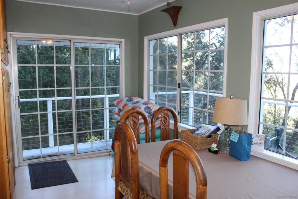 23984 Skyland Dr Property Photo 7