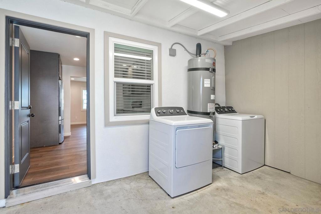1045 Main Property Photo 24